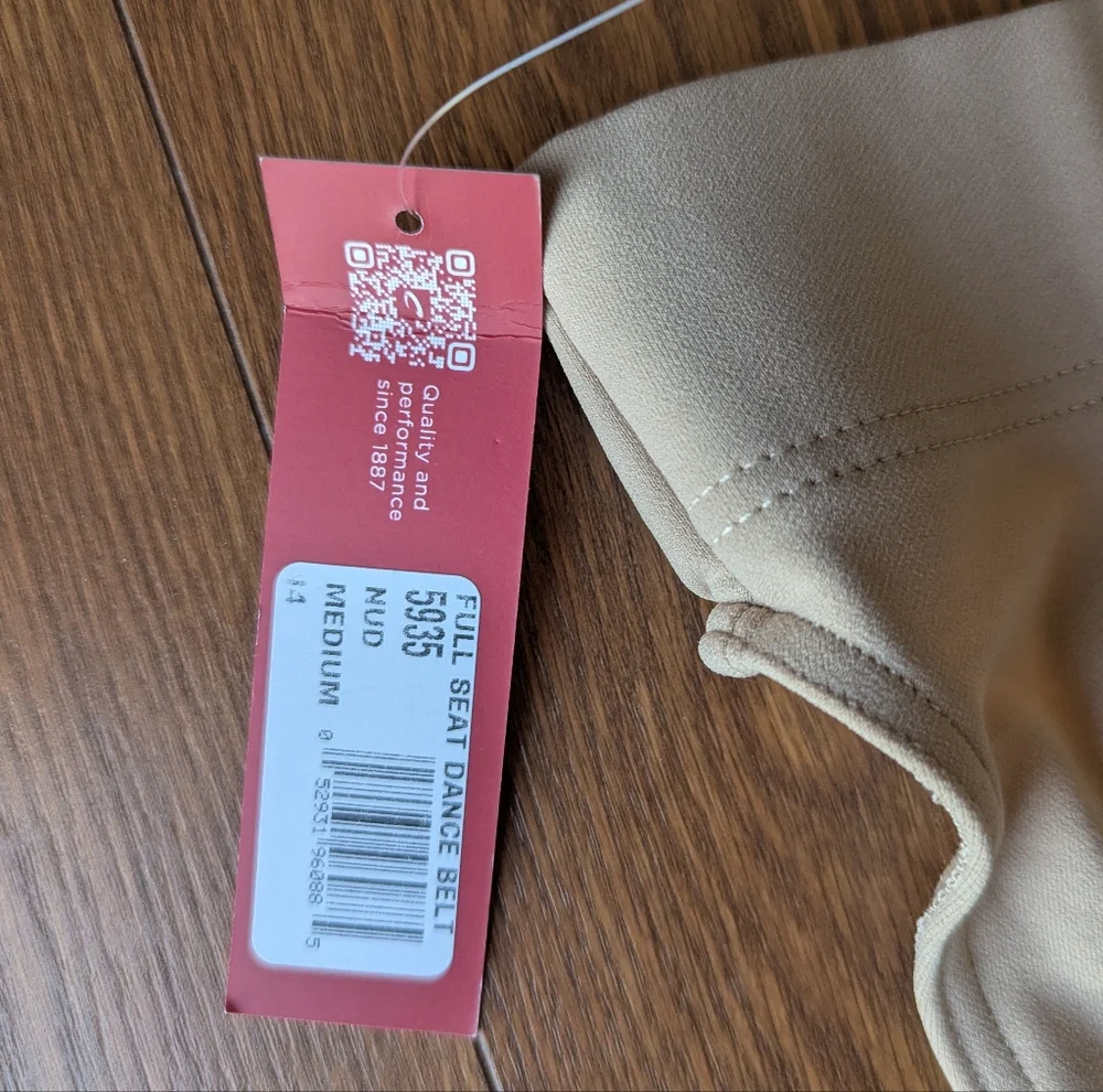 Capezio Nude Full Seat Dance Belt 5935 NWT